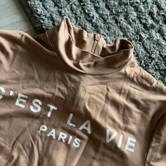 Paris graphic mock neck form fitting romper - Picture 9 of 9